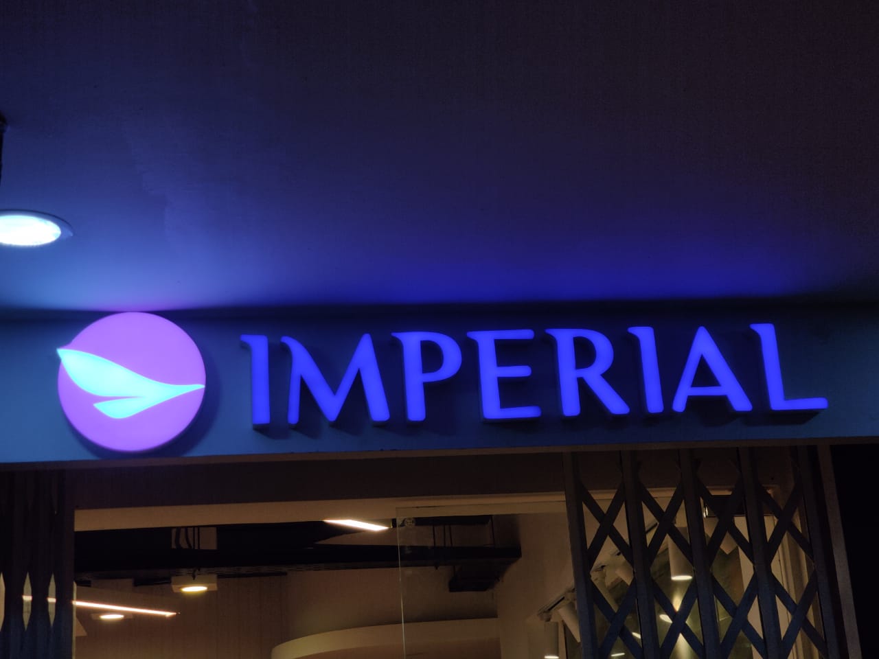 3D front-lit LED signage image